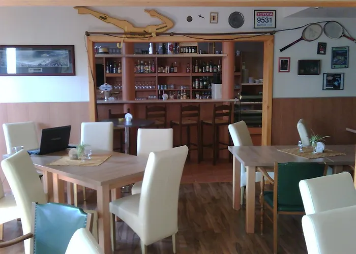 Zur Sportsbar Отель