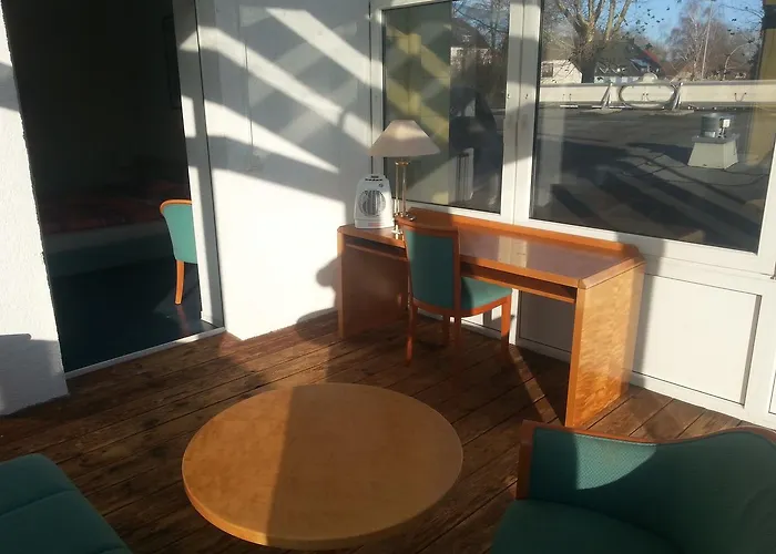 Отель Zur Sportsbar